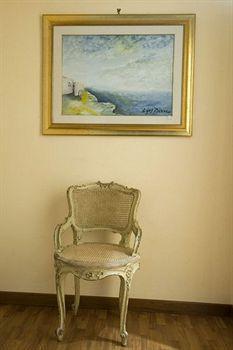Bed & Breakfast Relais Al Senato 3*