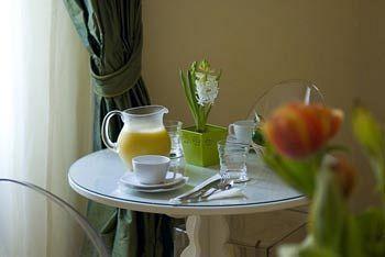 Bed & Breakfast Relais Al Senato 3*