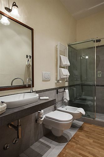 Bed & Breakfast Relais Al Senato 3*