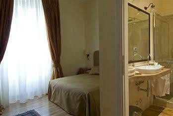 Relais Al Senato Bed and breakfast Roma